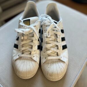 Adidas Superstars Men’s Size 8.5